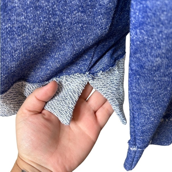 Live Love Dream Blue ColorBlock Two Tone Distressed Cold Shoulder Sweater Medium - Picture 11 of 13